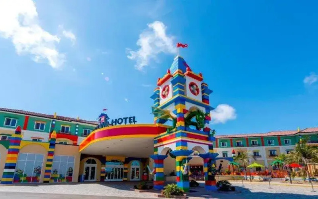 Legoland California Hotel And Castle Hotel (Ht)