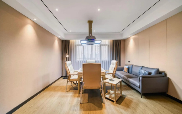 Meilu Light Luxury Hotel (Tongling College Branch)