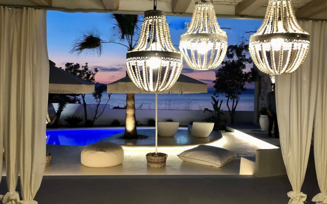 Byblos Aqua, The Amazing Sea Front Villa