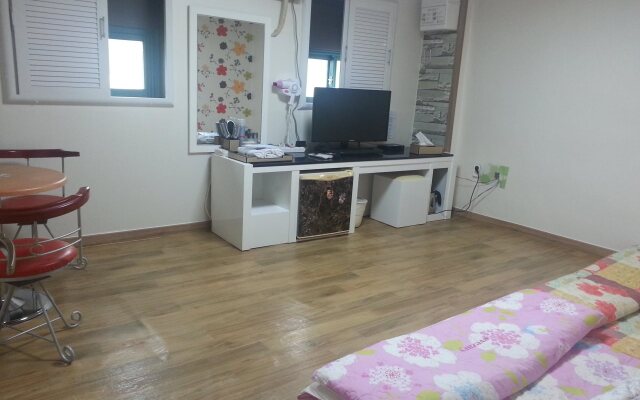 Gangneung Miseongjang Motel