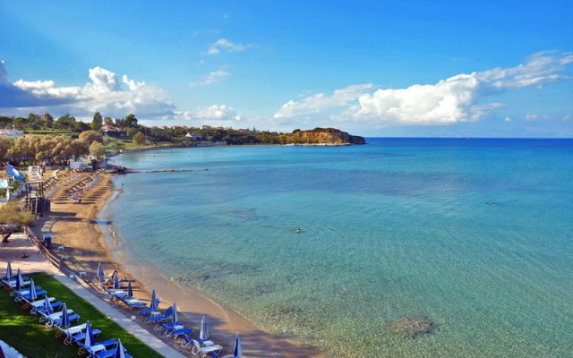 Filoxenia Beach Apartments