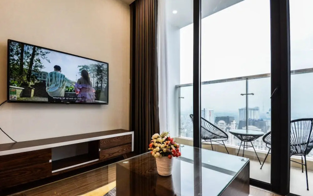 Luxhome Vinhomes Skylake