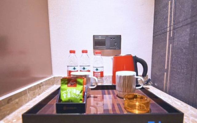 Homeinn Plus Hotel (Yangzhou Wenchang West Road Slender West Lake)