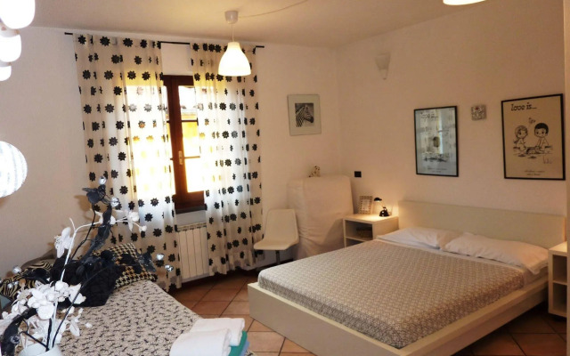 Antica Porta delle Cinque Terre