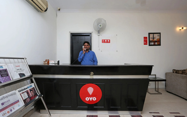 OYO 11337 Asian Hospitality