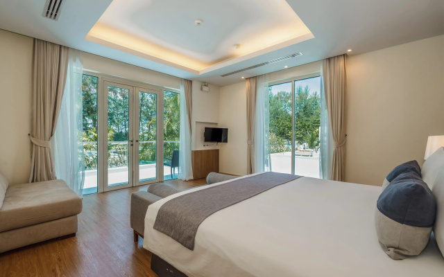 Andaman Pool Villas, Maikhao Beach Phuket