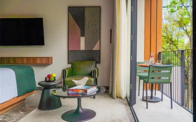 NH Guadalajara Studios