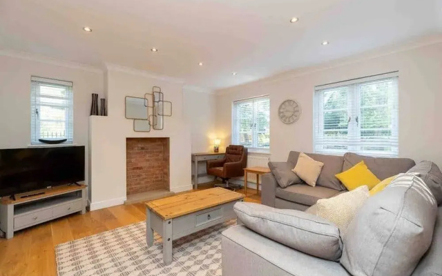Coachmans Cottage