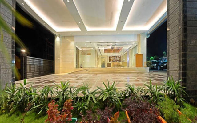 Poppys Anukula Residency - Vellore