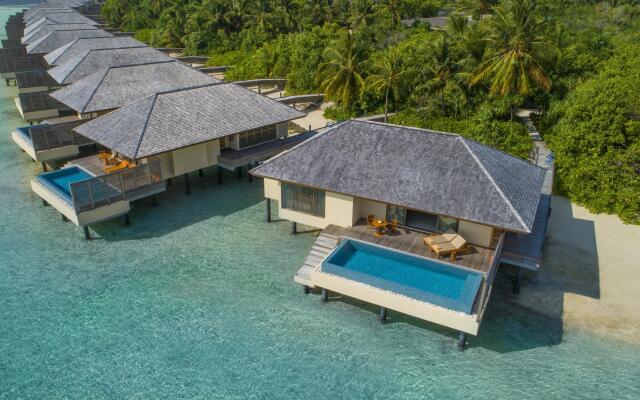 The Residence Maldives at Dhigurah Hotel
