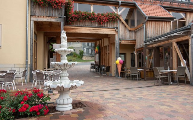 Pension-Café-Libelle