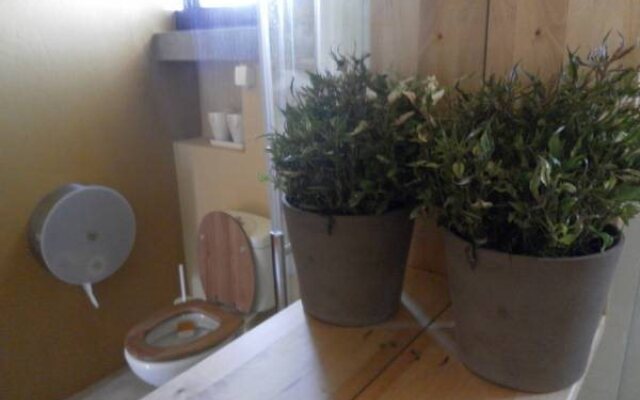 Lemon Tree Hostel