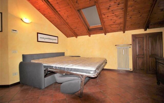 A Lovely Picture on the Lake