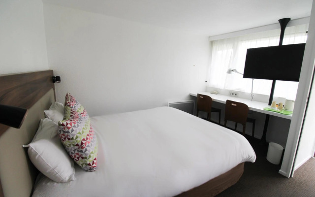 Campanile Melun Sénart - Vert Saint Denis