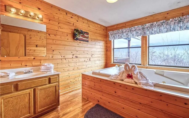 Park View 1 - Two Bedroom Cabin