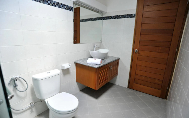 Aquarius Beach Hotel