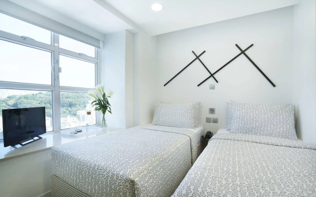 Minimal Hotel Culture