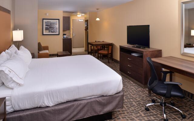 Holiday Inn Express & Suites Page - Lake Powell Area by IHG