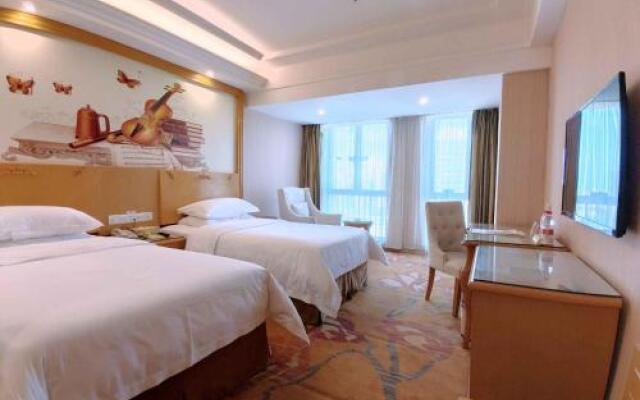 Vienna Hotel Dongguan Shatian Humen Port