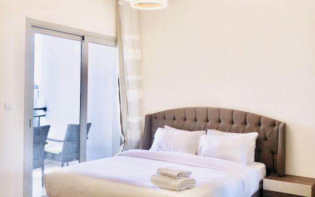 Vesta - Luxury Apt - 3BR - CFC X