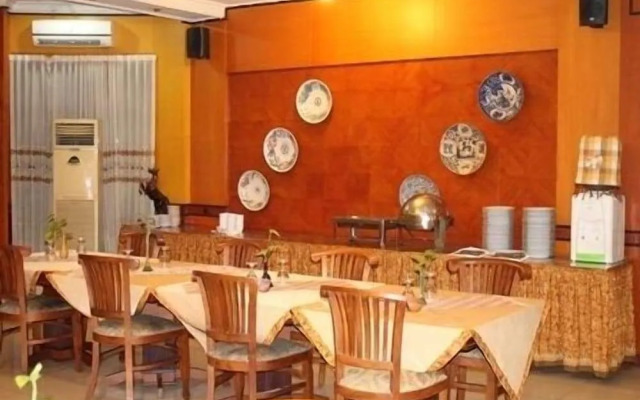 New Siliwangi Hotel & Restaurant