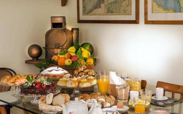 Yacht Club Capo Cervo Suites