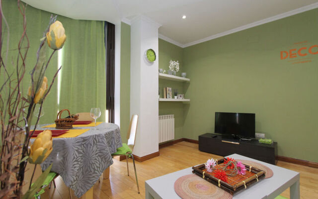 Apartamentos Adelfas