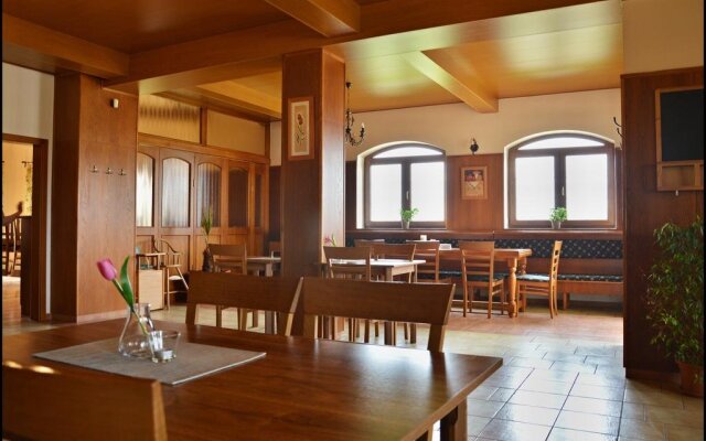 Penzion Starý dvůr