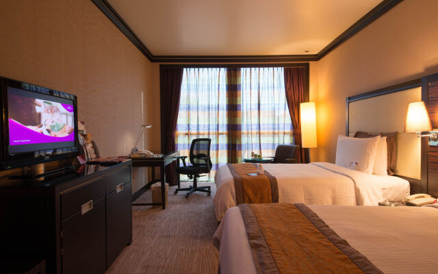 Holiday Inn Kuwait Al Thuraya City, an IHG Hotel