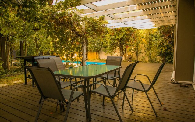 Inner Melbourne Luxury Holiday House