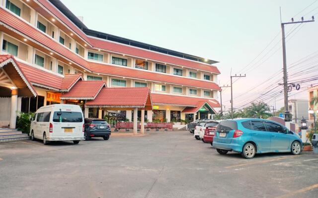 Krabi Royal Hotel (SHA Extra Plus)