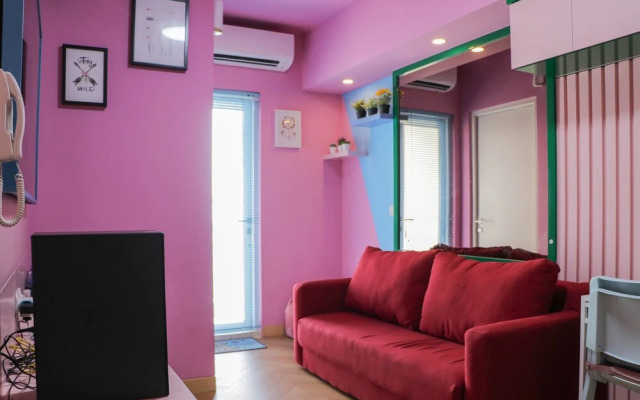 Comfort And Cozy 2Br At Springlake Summarecon Bekasi Apartment