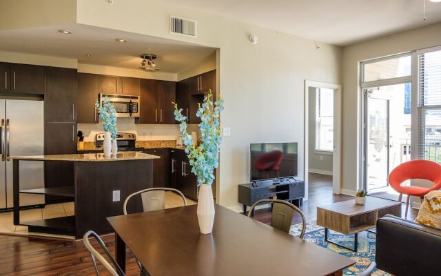 Reverchon Park Apartments by Frontdesk