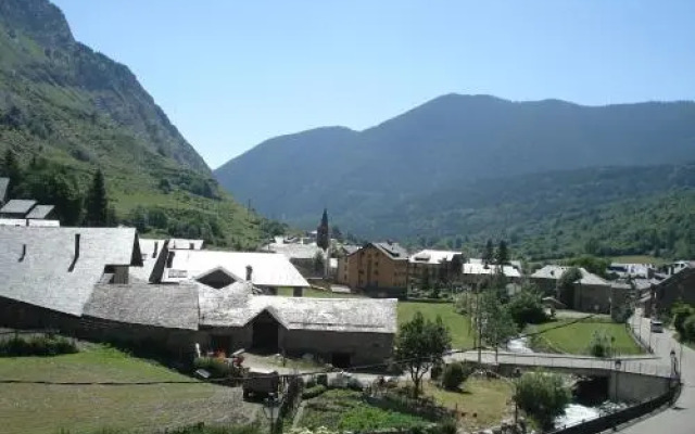 Apartaments Pont Romànic
