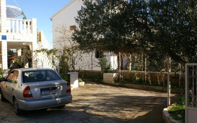 Amalija - 50m Close to the sea - A3 Posebni