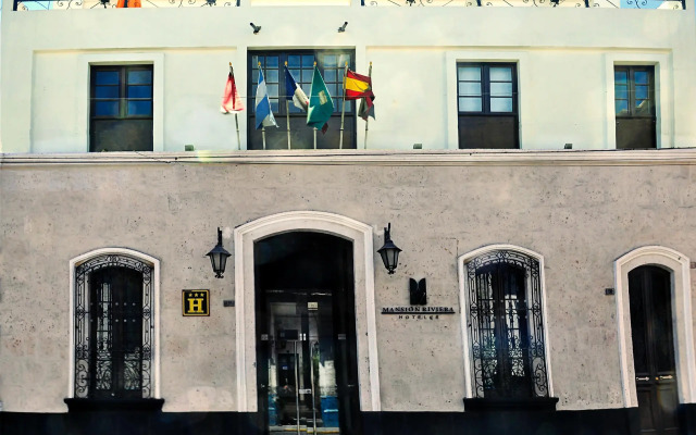 Hoteles Riviera - Mansión