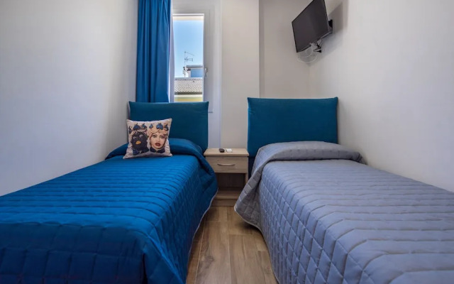 Smeraldo Apartment On Sea Shore