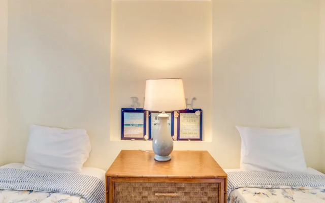 Private 3BR's at Palms by Hosteeva
