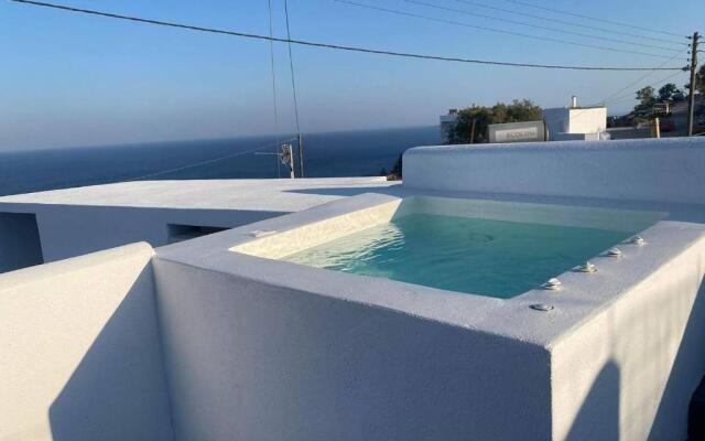 Santorita Suites