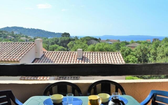 Appartement Le Lavandou, 2 pièces, 4 personnes - FR-1-251-348