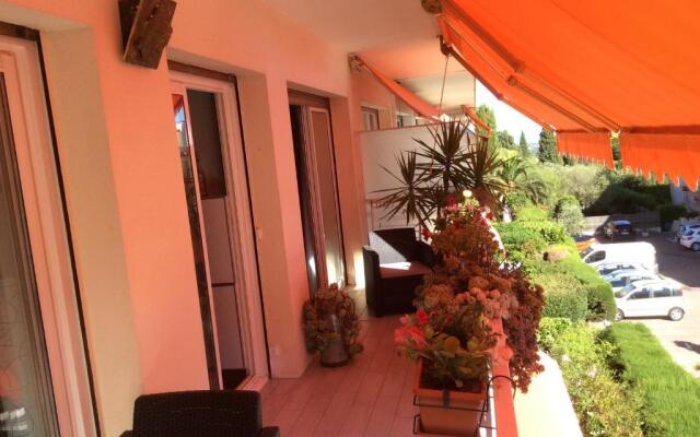 Quartier piscine municipale Bel Appart 4 pers terrasse parking wi-fi