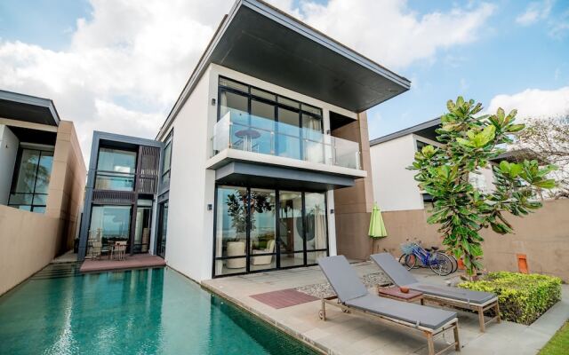 Beachfront Villa Danang Beach