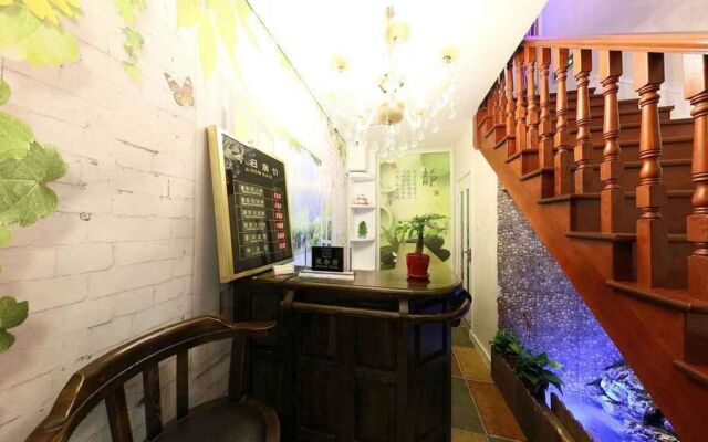 Hangzhou Lingyin Theme Hotel