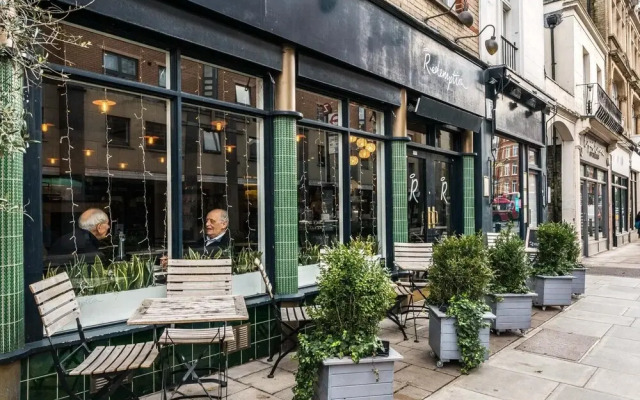 Stunning 2BD Flat Notting Hill Heart of Westend