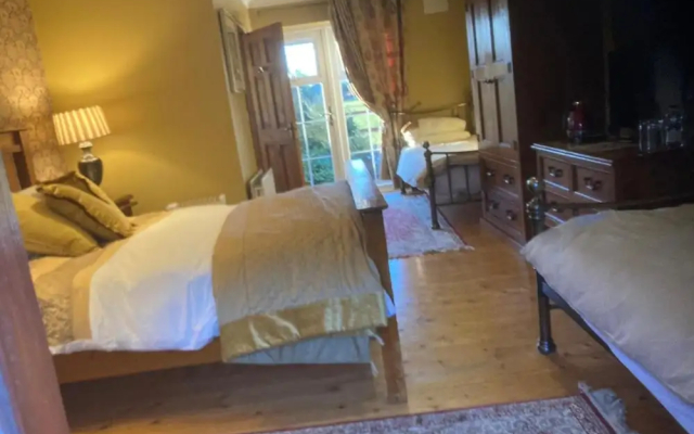 Evergreen B&B