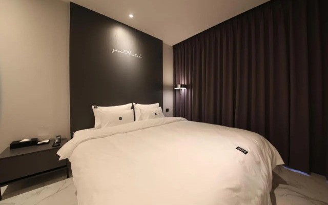 Zam101 Hotel