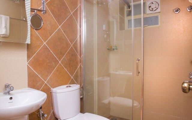 Atlas Airport Hotel Apartment