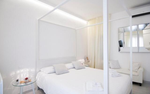 White Apartment