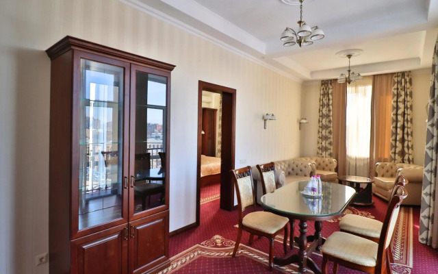 Hotel Ukraine