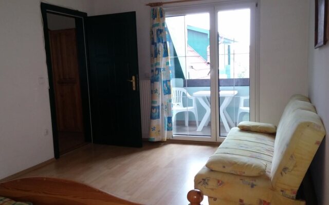 Bacchus Hotel Panzió